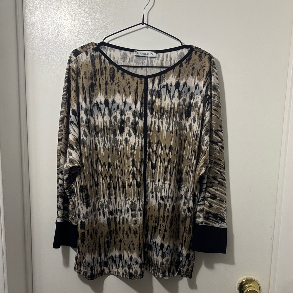 Hamilton Women's Black and Brown Patterned Blouse